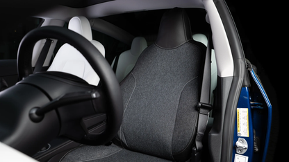 Stijlvolle, op maat gemaakte autostoelhoes voor Tesla Model 3/Y, met robuuste stof en veganleer voor optimale bescherming en comfort, waterafstotend en duurzaam.