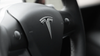 Stijlvolle matzwarte logo-emblemen voor Tesla Model 3, perfecte auto-upgrade in Nederland en België, eenvoudige installatie voor een unieke, uniforme look.