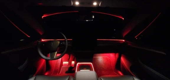 Stijlvolle Tesla interieur met onze premium Ambient Light LED-verlichting