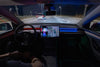 Dashboard van Tesla Model Y met S3XY Strip Tesla Ambient Light, slimme tesla ambient lighting met dynamische effecten en premium sfeer.