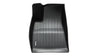 Tesla Model 3 vloermatten interieur Highland - All-weather automatten in een Tesla Model 3 met perfecte pasvorm en duurzame bescherming.
