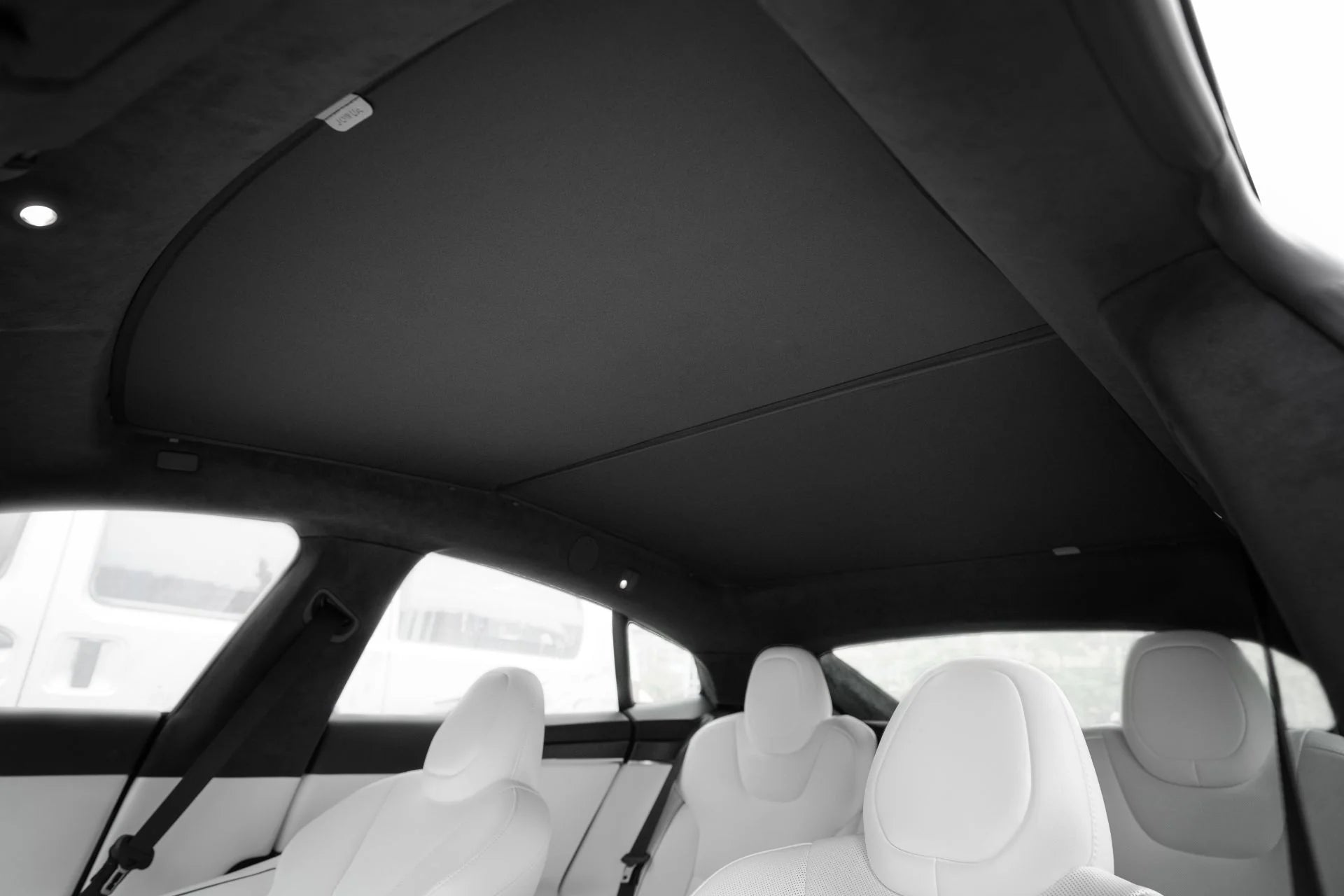 Aicharynic Sleutelkaarthouder voor Tesla Model 3, model Y, siliconen sleutelhanger, kaarthouder, sleutel, Tesla-accessoires, Zilveren frame Aicharynic Sleutelkaarthouder voor Tesla Model 3, model Y, siliconen sleutelhanger, kaarthouder, sleutel, Tesla-accessoires, Zilveren frame