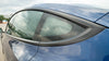Zonnescherm Tesla Model 3 zijruiten van buitenaf gezien, perfect passend met zuignappen bevestigd aan achterportier.
