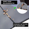 Close-up van de Tesla Model 3 geluidsisolatie dak set, toont hoogwaardige siliconen rubber materiaal en perfecte pasvorm.