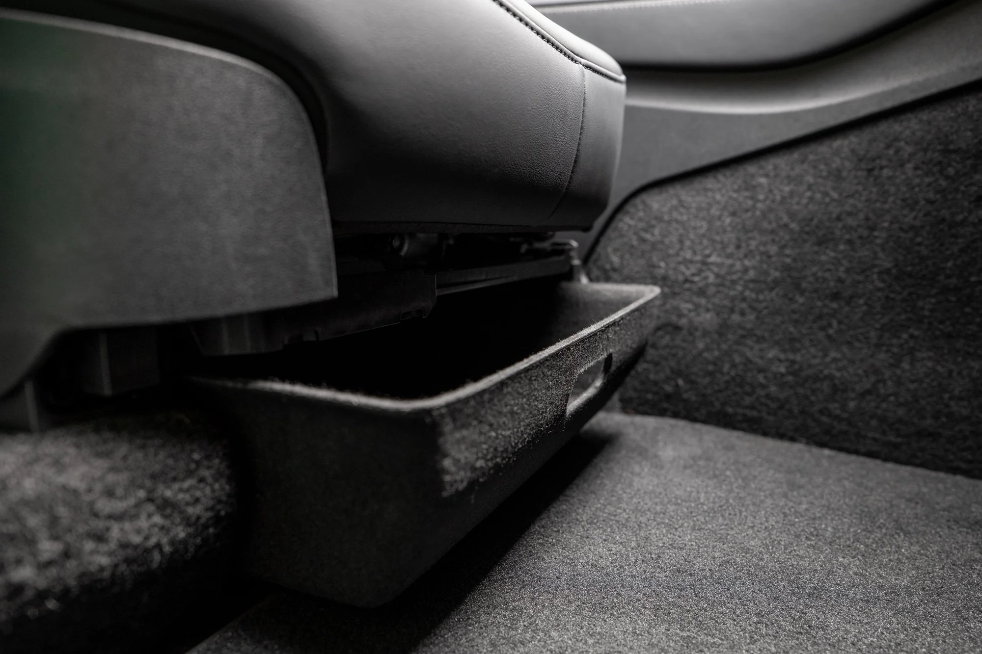 Organizer box voor Tesla Model Y - creëer meer opslagruimte onder de  stoelen