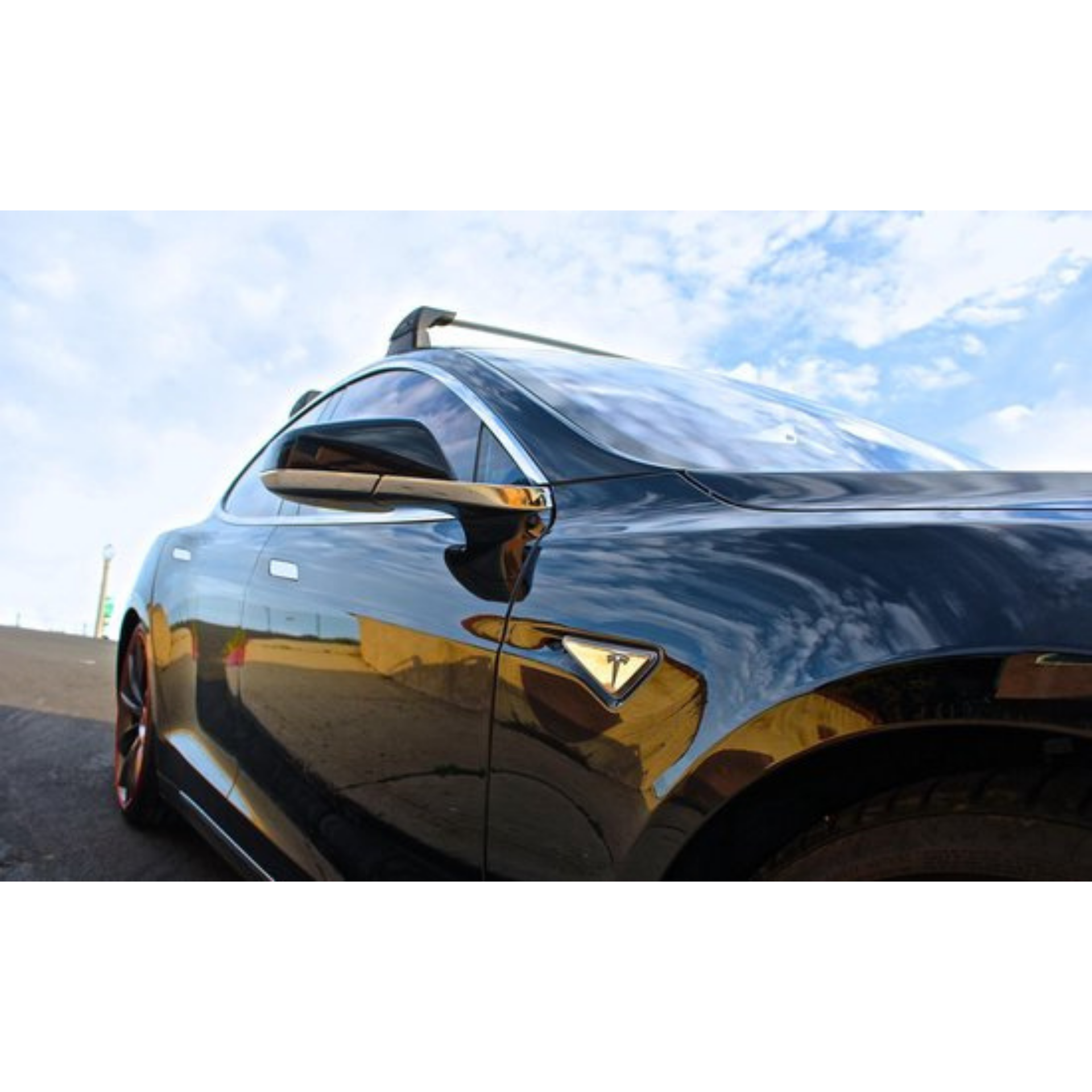 Tesla Model S Dakdrager Zilver 2012 - mei 2015 Yakima Whispbar Flush Auto Exterieur Accessoires
